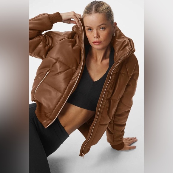 Alo Faux Leather Boss Puffer jacket in cinnamon brown L - Picture 1 of 14